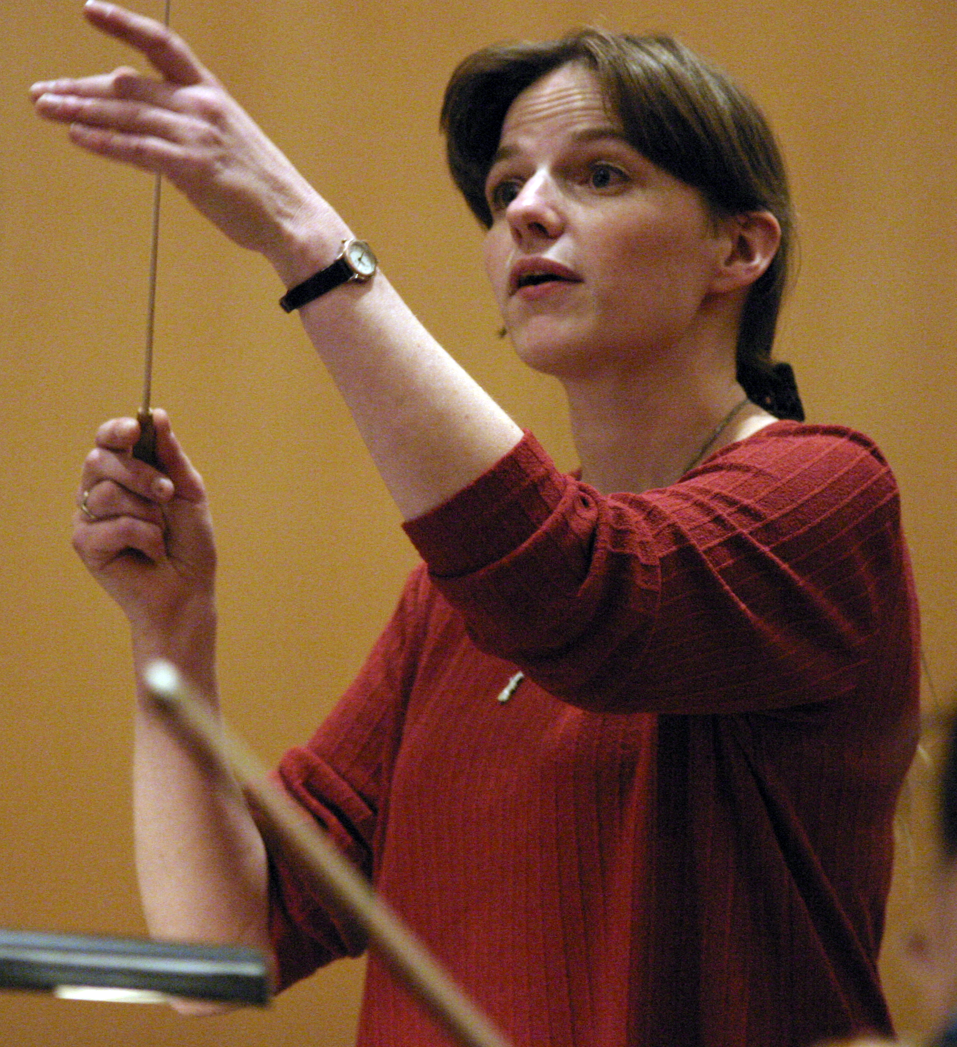 Bettina Weber dirigiert Hexentanz